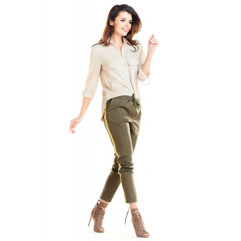 Módní dámské kalhoty khaki barvy s kontrastním pásem