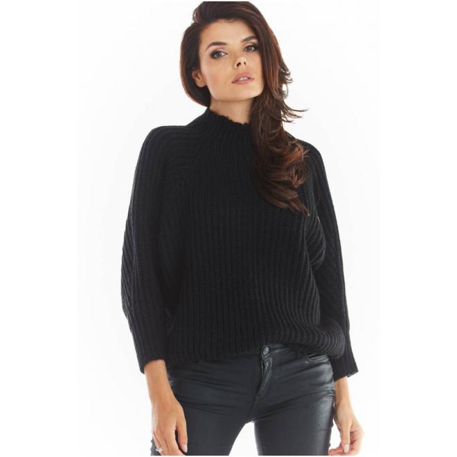 Černý volný svetr s polrolákem pro dámy