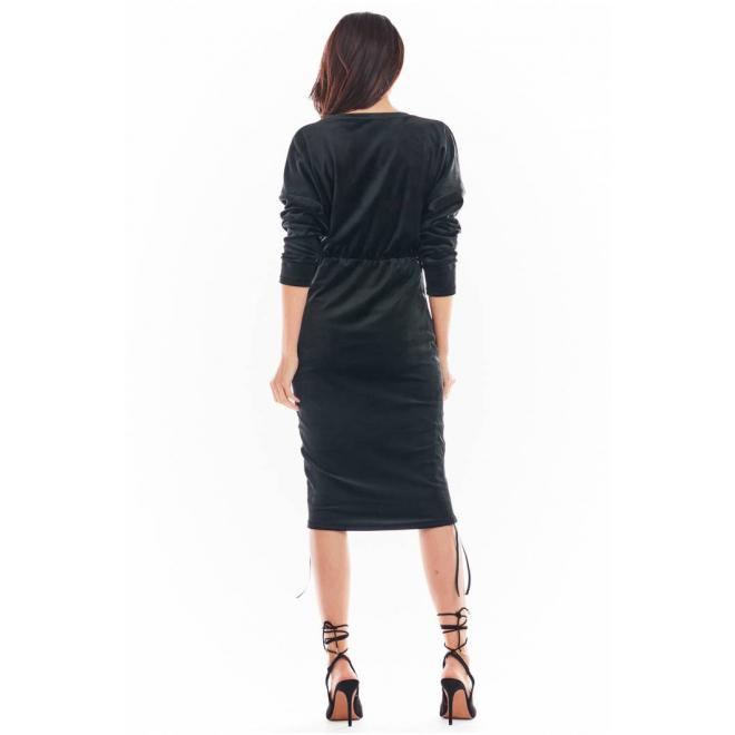 Velurové dámské šaty černé barvy s nastavitelnou délkou