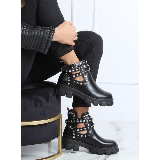 Dámské stylové boty s vybíjením v černé barvě