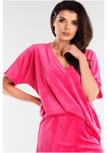 Velurové dámské tričko růžové barvy s véčkovým výstřihem