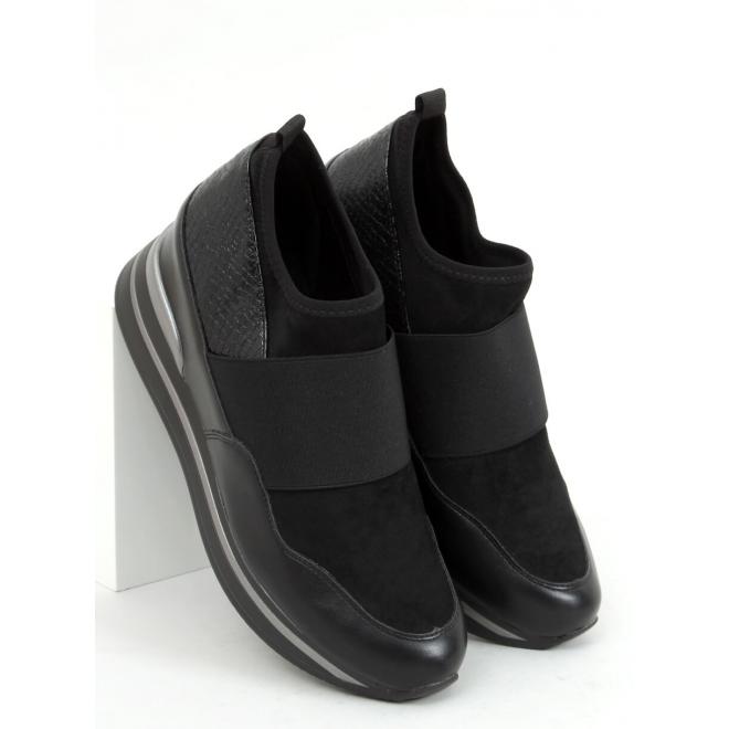 Sportovní dámské boty černé barvy na klínovém podpatku