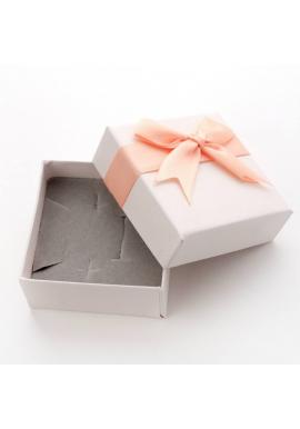 Elegantní krabička na šperky v broskvové barvě s máslí