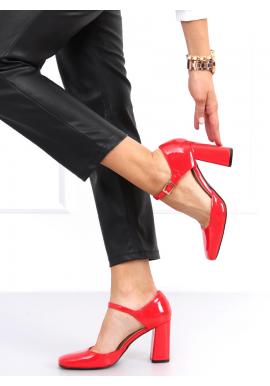 Dámské hranaté sandály na stabilním podpatku v červené barvě