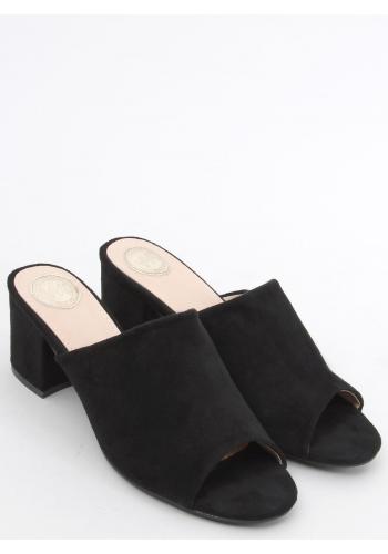 Dámské pantofle na podpatku v černé barvě
