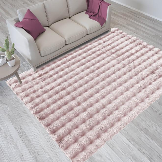 Shaggy 3D koberec v pudrové barvě