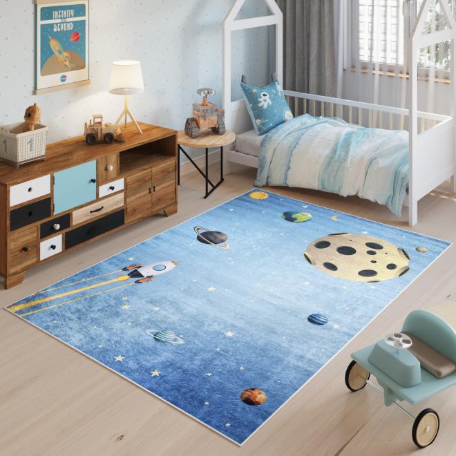 Modrý koberec pro děti s vesmírným motivem