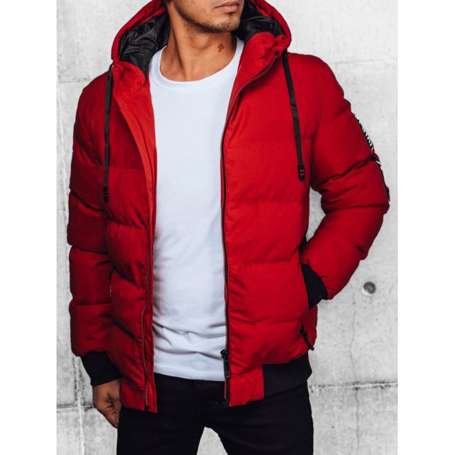 Červená prošívaná bunda na zimu