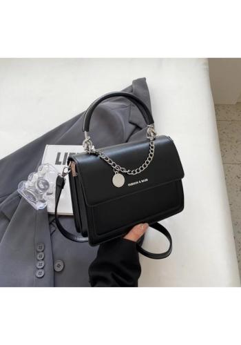 Elegantní černá kabelka na rameno