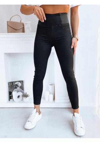 Černé džíny s tlustou gumou v pase