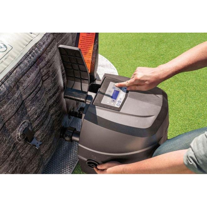 Nafukovací vířivka s hydromasáží pro 4 osoby