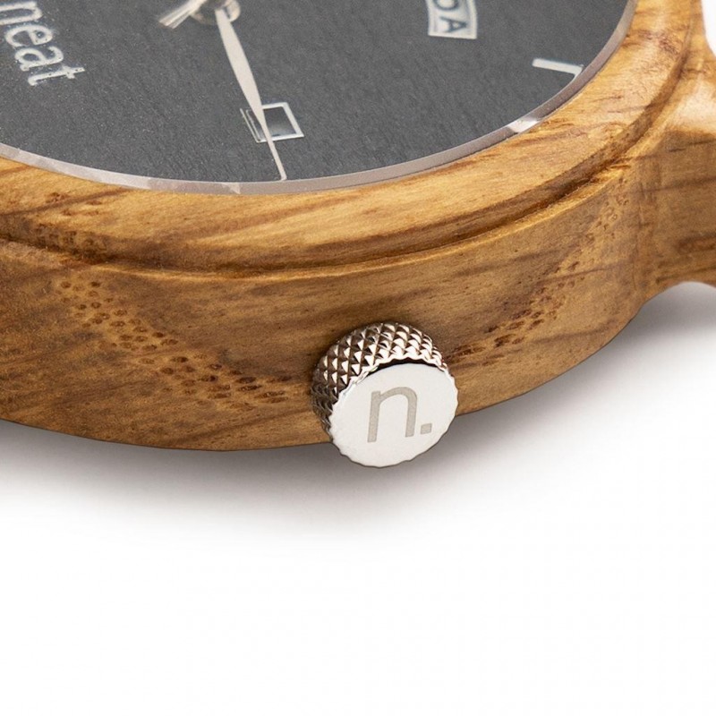 Pánské dřevěné hodinky s textilním řemínkem v šedé barvě